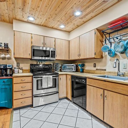 Getaway Condo Warrensburg Εξωτερικό φωτογραφία